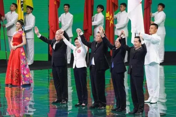 2025新澳门和香港天天免费精准1,全面释义、解释与落实